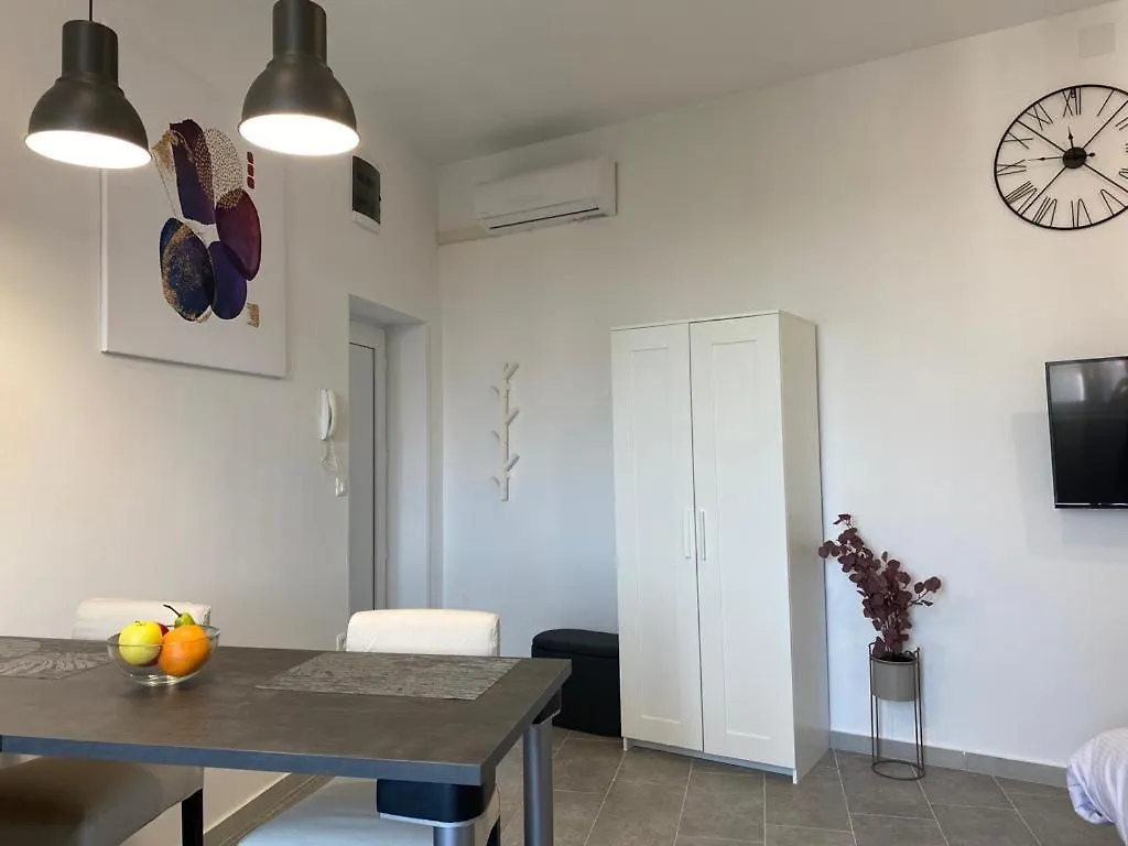 City Vibes Apartment プーラ